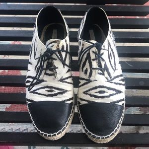 Espadrille sneakers